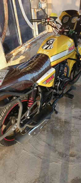 السلام عليكم دراجه للبيع دايوان موديل 23 سنويه ورقم نضافه 95 الشراي يتصل *********** الخاص مقفول
