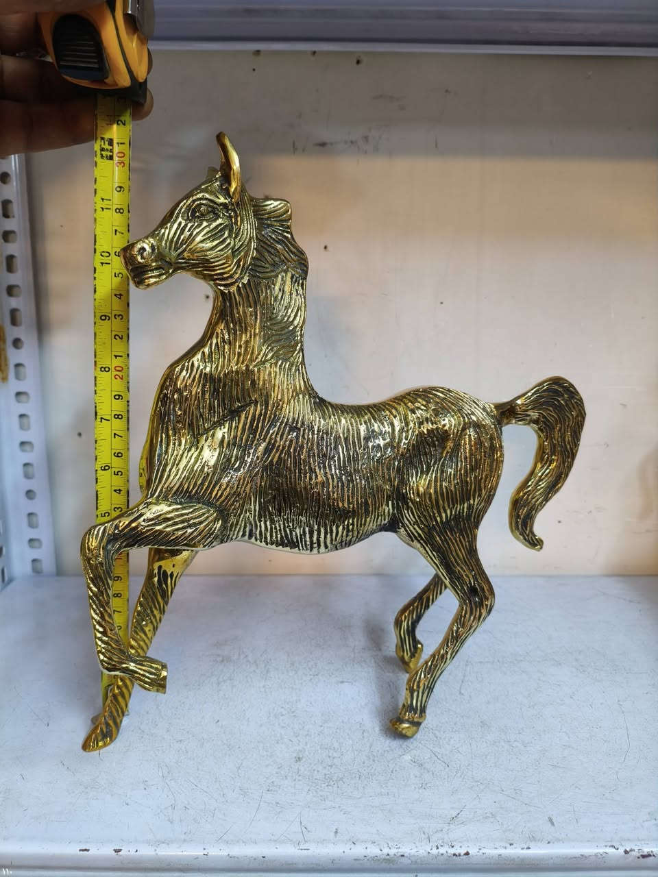 انتيكات وتحفيات للبيع مكاني بغداد *********** يوجد توصيل
