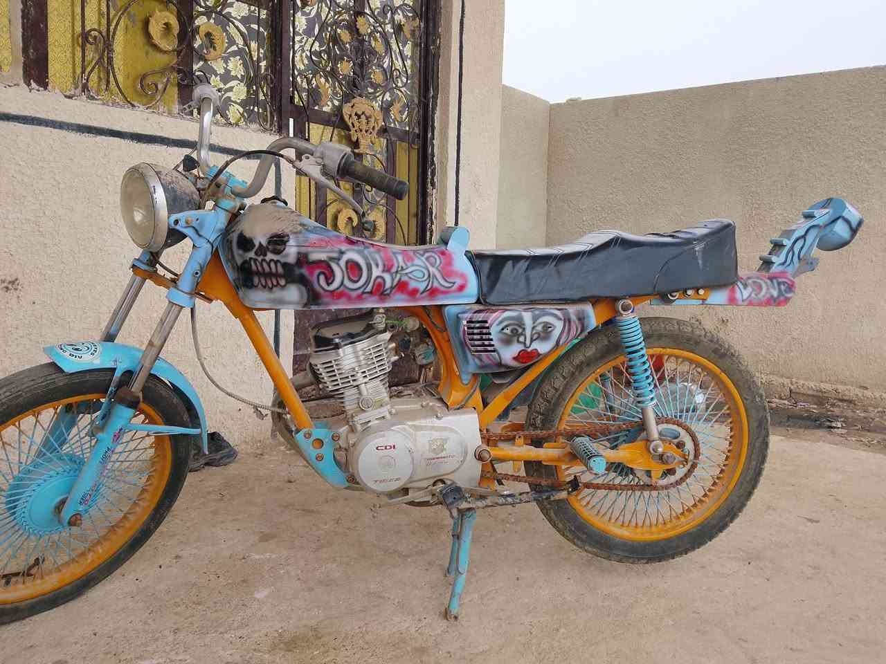 سلام عليكم  دراجه اربعه كير مديل 20 تعميره جديده ومتروكه تقريبن مكان بغداد  ***********
