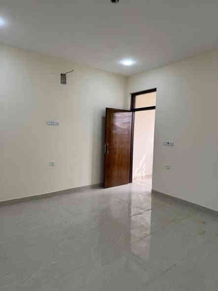 #مكتب_النهرين_للعقار
#حي_تونس_افاق_عربية

دار سكني  ٥٠ متر #للايجار  قطع الصناعة
يحتوي على مدخل استقبال مطبخ خدمات في الطابق الارضي 
الطابق الاول غرفتين نوم وخدمات الطابق الثاني غرفة نوم 
الدار بناء حديث وغير ومسكون سابقا قريب من سريع القناة 
للتفاصيل والاستفسار 
الاتصال 
***********
***********
ابو مصطفى العبيدي
***********
مصطفى العبيدي
