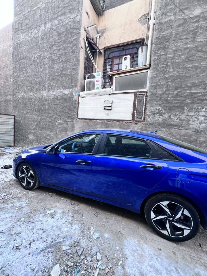 السلام عليكم
النترا 2023 رقم بغداد باسمي تحويل ثاني يوم 
الحادث مرفق مع الصور  صبغ باب السائق والجاملغ ونصف البنيد  السيارة ليبل واحد بدون اي تبديل 
السونار موجود 
كير مكينة كفالة 
    

المواصفات : السيارة فول عدا الفتحة 
بصمة / شاشة ديجتال / لايت LED / تشغيل عن بعد /  رادار امامي / رادار جانبي / شاشة كبيرة ديجتل متصلة  / مود درايف / محرك 2000 دوش / ويل كب / جنطة ذكية / تحكم ستيرن / كروس سرعة / اوتو هولد / سايد بريك كهرباء / كشنات تدفئة تبريد 
مكاني الغزالية 

للتواصل والاستفسار : 
***********
