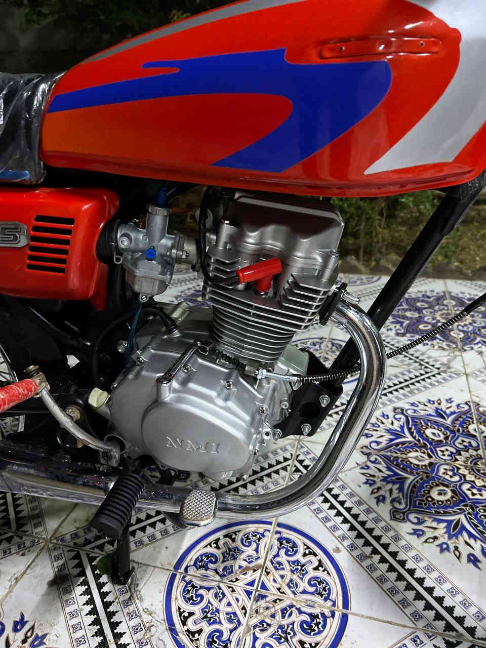 السلام عليكم للبيع شاصي نامه مكينه نامه مصبوغه صبغ حراري كله جديد ما ناقصها شي مفتوحه تجفيت العنوان ميسان طريق المجر قرب مطعم طواحين الهوى السعر 550 وبيها مجال قليل رقمي للأستفسار ***********واتساب
