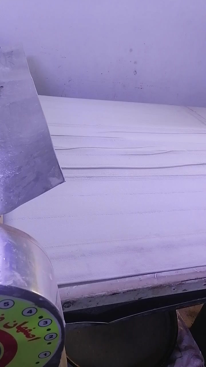 شيتر بقلاوه للبيع متر وعشرين في متر ونص العنوان ديالى بعقوبه هذا رقمي ***********
