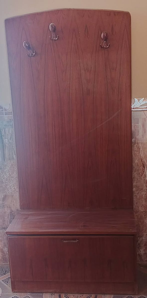 غرفة خشاب للبيع
السعر 500 وبيعة مجال


**إذا كنت صاحب هذا الإعلان وتريد حذفه لأي سبب، رجاءا أرسل رسالة إلى الدعم الفني**