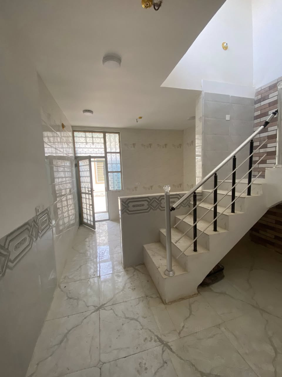 عرض بلاش ((50))م طابق واحد يصلح سكن وحسينيه كافه خدمات ماء مجاي تبليط ملحق حي الكرار قرب سايدين جاير 
***********واتساب.     السعر ((55)) بي مجال
