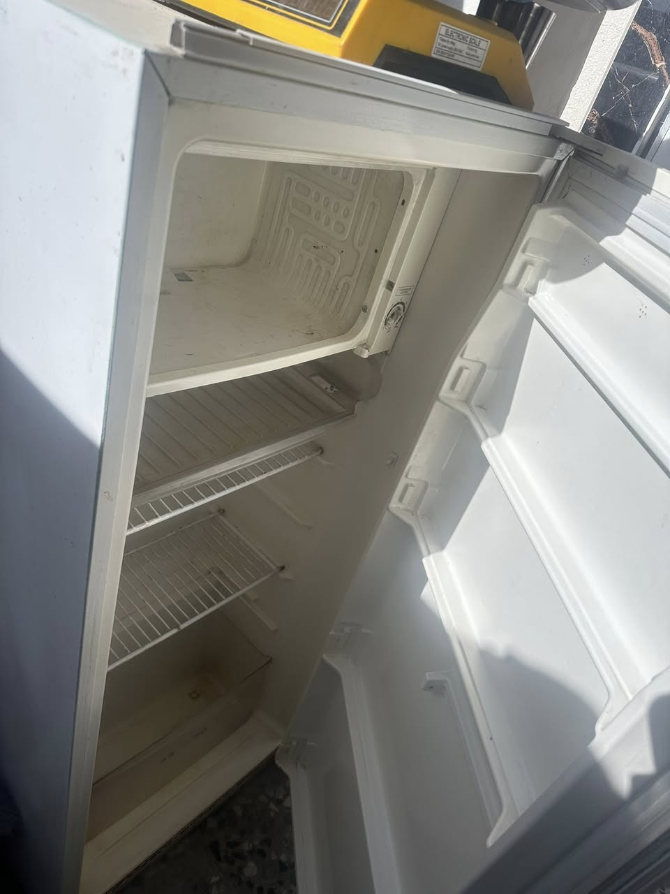 ثلاجه تجميد نضيفه اي عطل مابيهه….. سعر60


**إذا كنت صاحب هذا الإعلان وتريد حذفه لأي سبب، رجاءا أرسل رسالة إلى الدعم الفني**