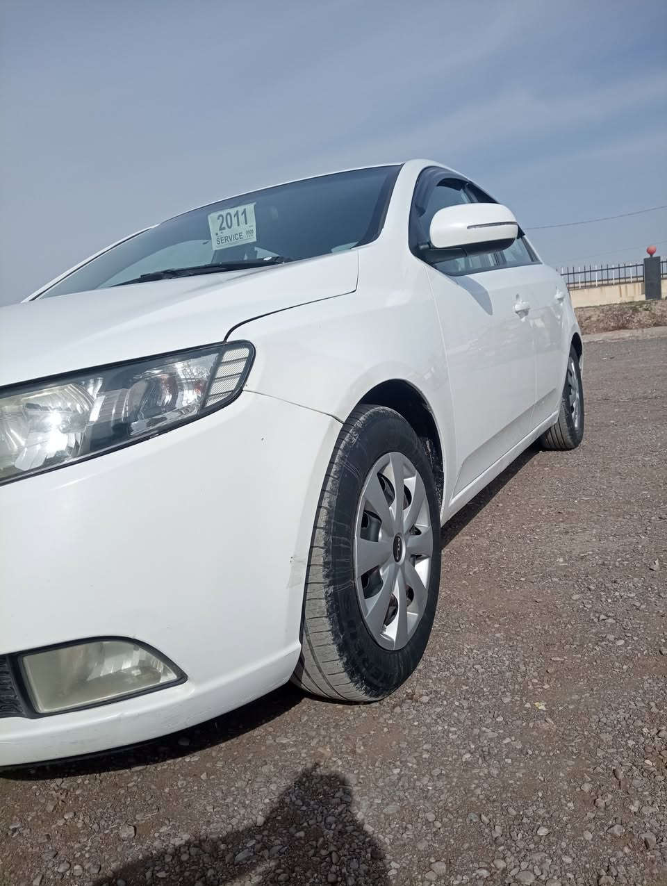 للبيع كيا سيراتو 2011 – أبيض

السيارة بدون ضرر
الداخل لونين 
 صبُق دوسات فقط  نص فول
المحرك والكير شرط 
تخم تاير صدر جديد أمامي وخلفي
التدفئة والتبريد: شغال 
كهربائيات الكل  شغالة 
شرط التحويل
📞 للتواصل: [***********]
