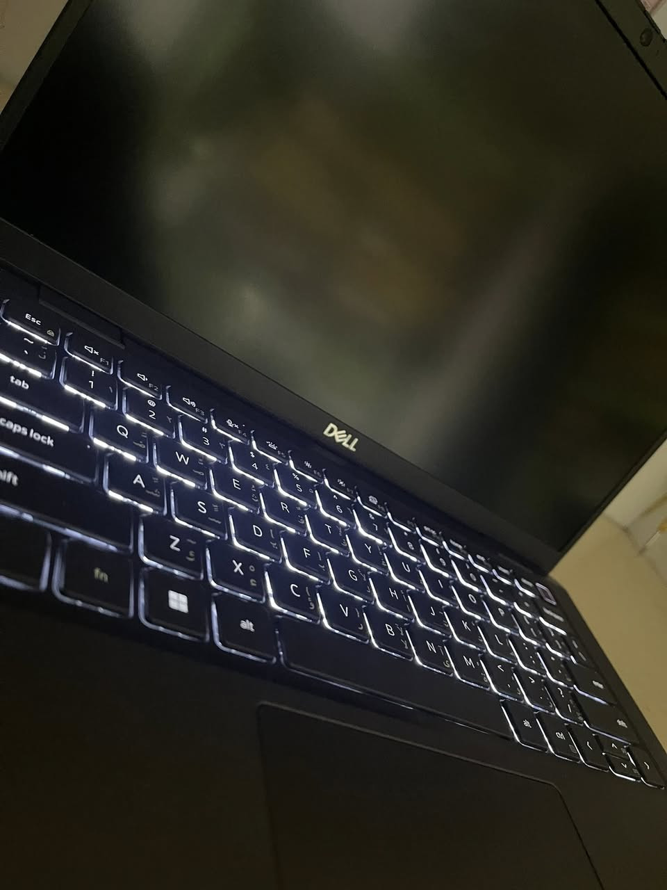 Dell 7420
Core 7-11th
Ram=16 gb
Hard =256 ssd
FHD =1920*1080
14”
السعر=٤٥٥ الف


**إذا كنت صاحب هذا الإعلان وتريد حذفه لأي سبب، رجاءا أرسل رسالة إلى الدعم الفني**