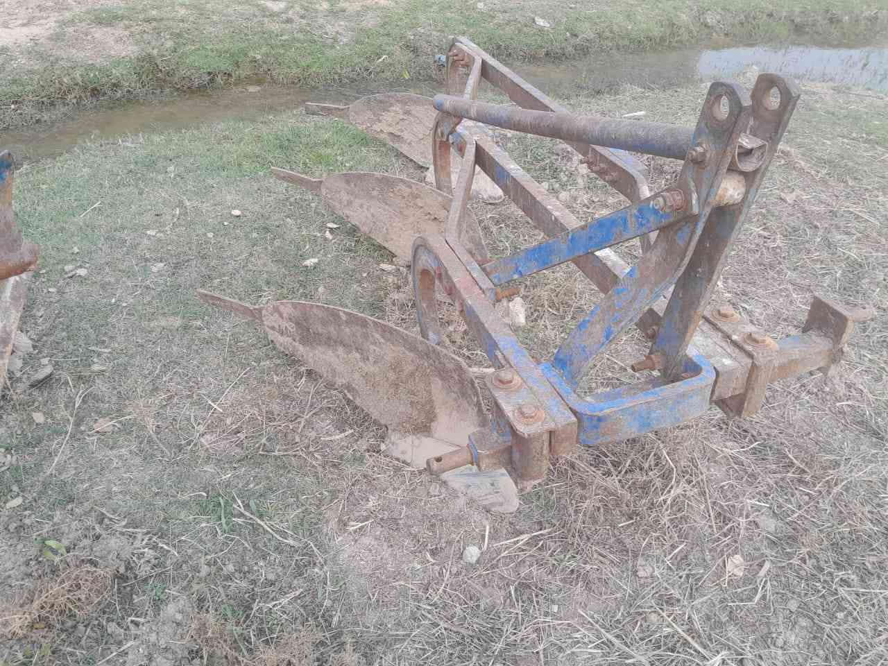 فدان للبيع 12 حجمه اتصال على هذا الرقم الاستفسار***********
