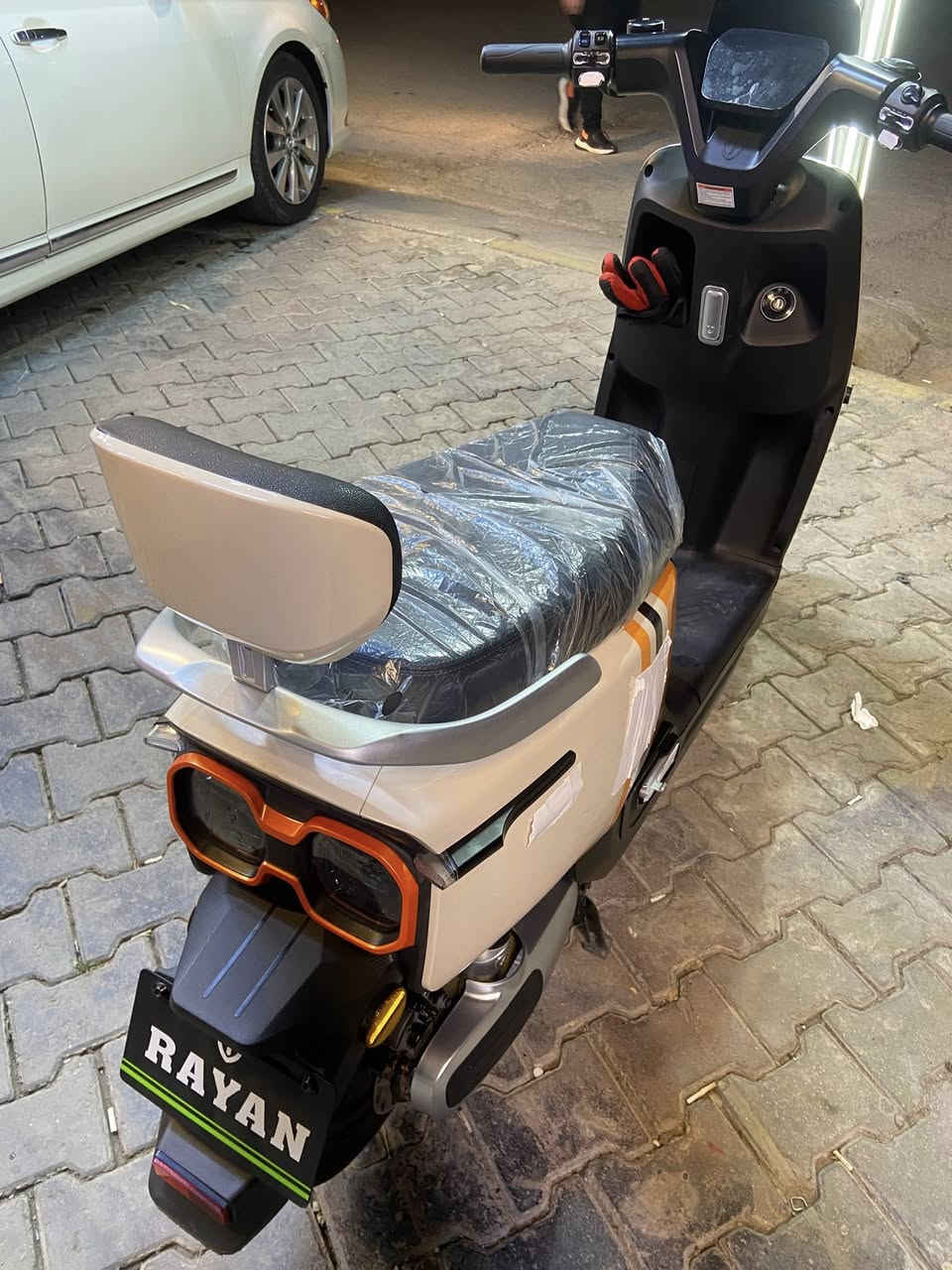 ريان ام عيون للبيع جديد
بل باكيت سرعه56 حقيقي 
مواصفات فول مثبت سرعه
بك بي كهربائية كامل شغال 
سعر700 الف 🔒 
***********
