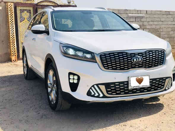 سلام عليكم 
كيا سورينتو موديل 18 شكل 20 

مكفوله كفاله عامه 

نضيفه وجديده 

———————-

مواصفات 

بصمه +بصمه ابواب 

شاشه كبيره 

جنطه كهرباء 

كشنات كهرباء 

7 راكب 

6سلندر 

لد نهاري 

لايتات دنون 

دبل شباك 

باتري جديد 

بردات خلفيه بلاديه 

تحكم ستيرن 

لايت الخلفي لد 

تخم تاير جديد 

مري شفط 

نضام الترحيب 

كامره خلفيه
رقم قادسية 
_________________
السعر ٢٤٠ وبيها مجال 
الاتصال على ارقم 
***********
او ***********
