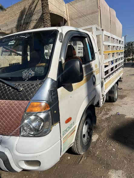 السلام عليكم كيا بنكو فحل مكينه ٢٧٠٠
م٢٠٠٨ ديالى صدر تاير جديد سنويه ساقطه
السعر ٧٥
العنوان بغداد ***********
