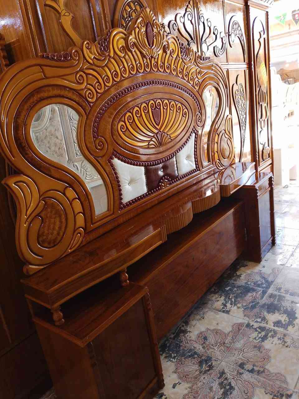 غرفة مستعمله
نظيفة حلوه 

6 باب ملحق 

صبغ جديد 

ظهر جرجوبه 
سعر 800 الشد والنقل مجانا 

العنوان بعغوبة خلف الحسينة 
***********
