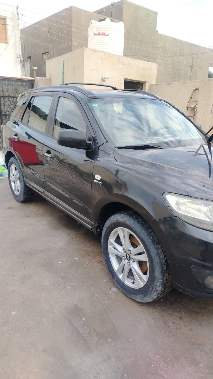 سلام عليكم اعاده بسسب لوعد كاذب
سنتافي للبيع أو مراوس  كاز مسكر  ٢٠٠٧  سبعه راكب  قطعتين تبريد كشنات جلد  بيه صبق ٣ قطع   تخم تاير جديد حداديه  مكينه كايمه بيه بكن  رقم بصره تحويل ثاني يوم  سعر ٨٤ وبيه مجال مكان البصره حي الزيتون ***********
