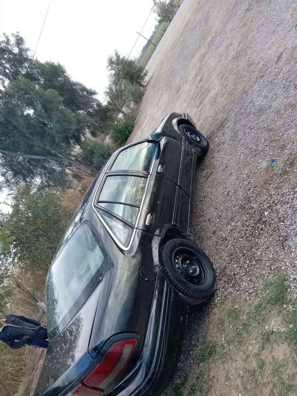 سلام عليكم سيارة جاهزه كشر حلو و صافي مرتب مكينه و گير نظيفات تخم تاير و حداديه كلش نظيفات ‏‪***********‬‏
