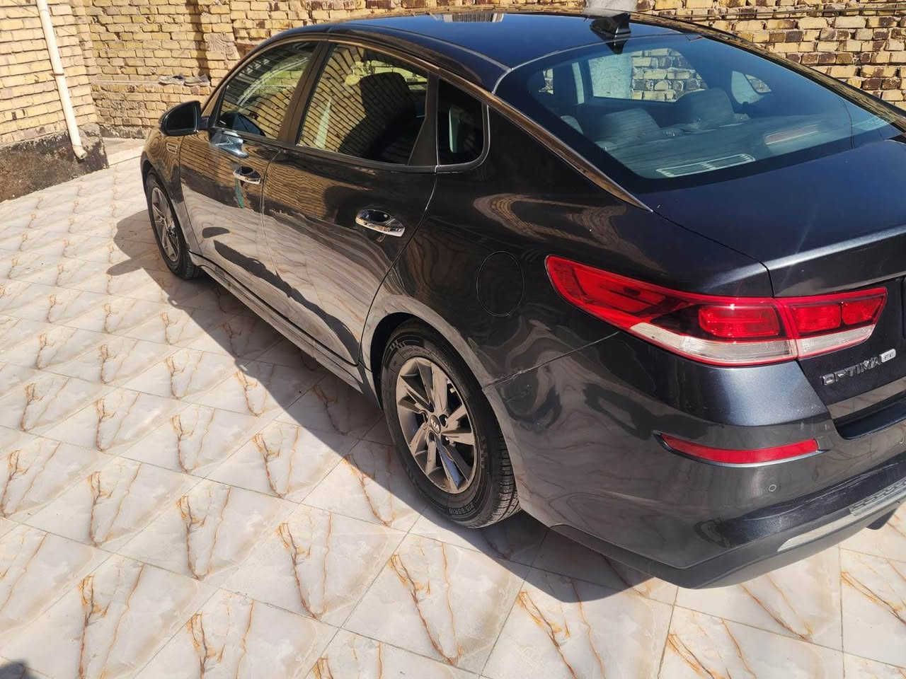 السلام عليكم سياره اوبتما امريكي موديل 20 fe السياره بيها 4 قطع جاملغات 2 وبنيد وباب السايق بالعراق رقم مثنى دولي باسمنه السياره جاهزه من كلشي مكينه جديده كلش ومكفوله من تبخير وتنقيص وماشيه 59 الف تبريد حداديه تخم تاير باتري جاهزه.  معروضه ب110 وبيها مجال وماكو موديل 20 بهيج سعر 
مكاني الديوانية ومتواجد خاص وتساب والشراي يخابرني ويشلع عيوني *********** ديوانية, القادسية
