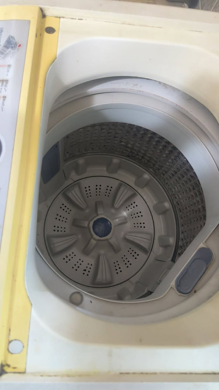 خم كورنر مستورد قلاب سرير ومخزن 8 مقاعد سعر 160 عليه على بلادي  سامسونك حجمها  8 سعرها 75 مكانهم بغداد الغزليه لي يريد بجيب الصوره ويجي خاص


**إذا كنت صاحب هذا الإعلان وتريد حذفه لأي سبب، رجاءا أرسل رسالة إلى الدعم الفني**