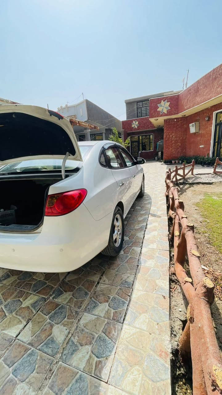 السلام عليكم النترا ٢٠١٠ رقم بغداد انكليزي تحويل مباشر سنوية جديدة محرك ١٦٠٠ مكفولة من محرك وكير وصدر وتخم تاير تبريد ثلج صبغ صفحة السايق  رش فقط اثر شخوط السعر ١١٠ الشراي يتصل *********** *********** مكاني بابل جبلة
