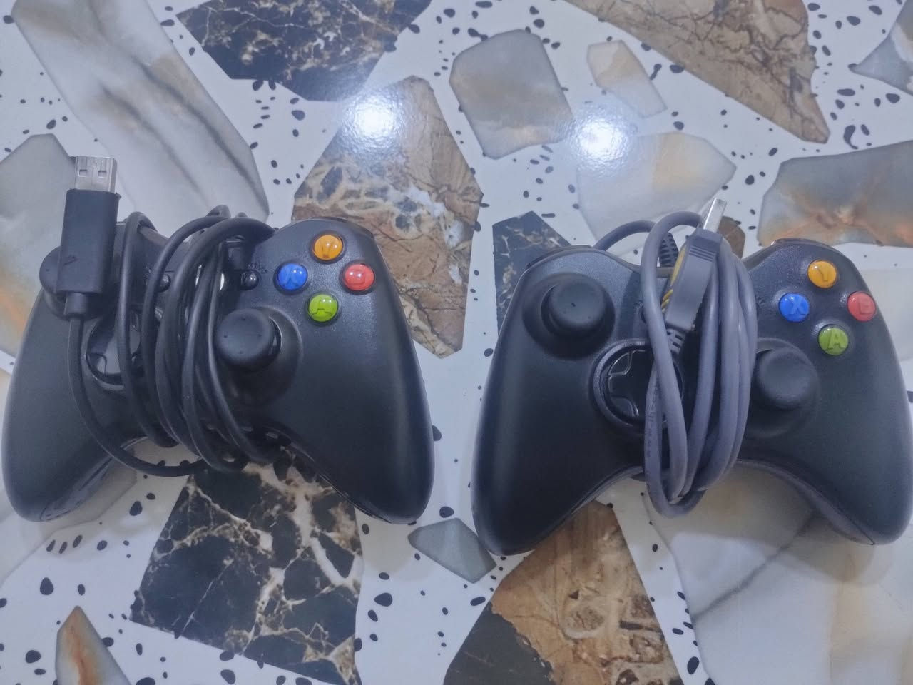 اكس بوكس 360 سلم نظام ارورا نظافة 100% يدتين اصليات  ملاحظة مو شراي لا تتواصل قفلو 125 المكان الانتصار شارع 60


**إذا كنت صاحب هذا الإعلان وتريد حذفه لأي سبب، رجاءا أرسل رسالة إلى الدعم الفني**