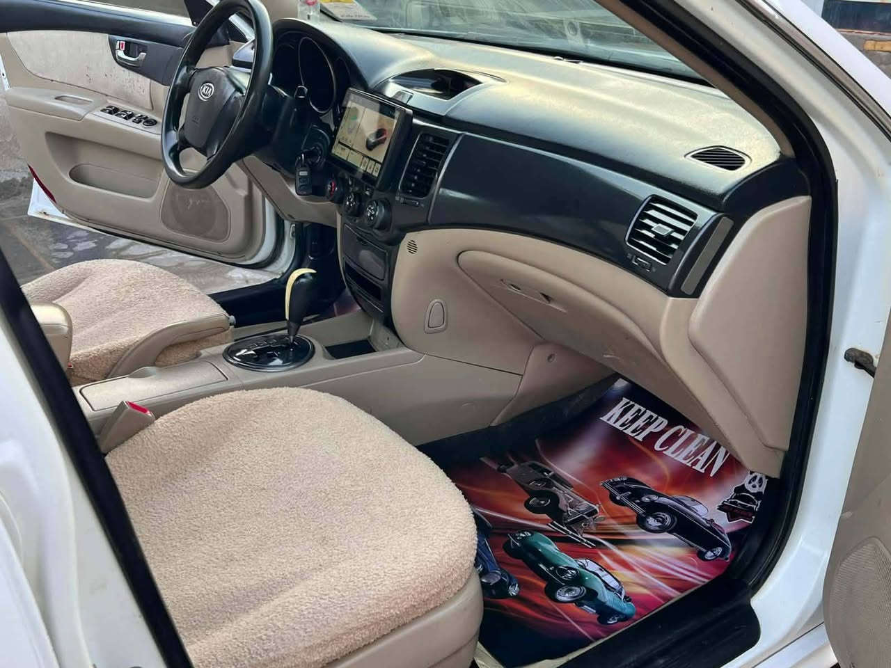 إلى عشاق كيا اوبتيما النظيف والمناسب والجديد 
موديل ٢٠٠٩ رقم ذي قار مميز خليجي 
محرك ٢٠٠٠ دوش شرط كفاله من التبخير والتنقيص والفتح 
كير مكفول 
سياره كفاله ضربه وتبديل بيه رش تجميل بسيط وخدوش شوف العين 
سعرها جوه سوك وبيع مستعجل 
مكانها ناصريه 
*********** بس الي يدور نظيف ومناسب جوه السوك يتصل
