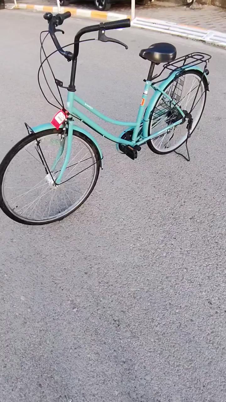 السلام عليكم بايسكل بناتي حجم ٢٦ گير وحساس حاويه باله موديل ٢٢ للبيع نضافه 100 /100 الشرايه يتصل عله رقم ***********8
