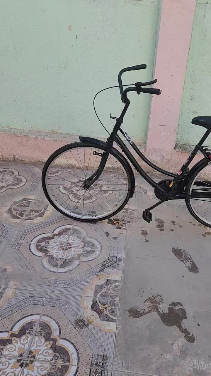 السلام عليكم
باسكل بناتي حجم 26
السعر 50 وبيه مجال


**إذا كنت صاحب هذا الإعلان وتريد حذفه لأي سبب، رجاءا أرسل رسالة إلى الدعم الفني**