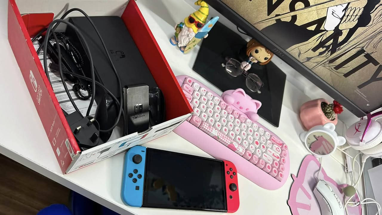 Nintendo نسخة الاوليد
استخدام جدا بسيط مايتجاوز ٢٠ ساعه ... 
كامل ملحقاته مع البوكس 
مابي العاب لانو اشتريته و تركته يعني شبه جديد ..
سبب البيع عندي pc ف ماحتاجه 

السعر ٣٥٠ بي مجال بسيط


**إذا كنت صاحب هذا الإعلان وتريد حذفه لأي سبب، رجاءا أرسل رسالة إلى الدعم الفني**