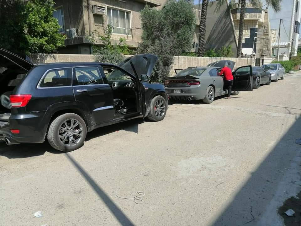 من الاعمال الصيانه الموقعية خارج الورشه 💯 ✔️✔️
      
   خدمات ابوياسر لصيانة تبريد السيارات الحديثة

*********** حسين 
*********** ابوياسر
علما جميع المواد التي استبدلت اصلية من الوكالة 👍

               ************************

❓كما يتوفر لدينا #جميع #الادوات #والمواد #الخاصة #بمنظومة #التبريد #الاصلية #لكافة #السيارات

#خدمات #ابوياسر_لتبريد_السيارات
#بغداد / #شارع_النضال/ #القصر #الابيض/
مقابل #مدرسه_السعدون.

‏‎#متواجدون_كل_ايام_الاسبوع ✅

                ==========================
