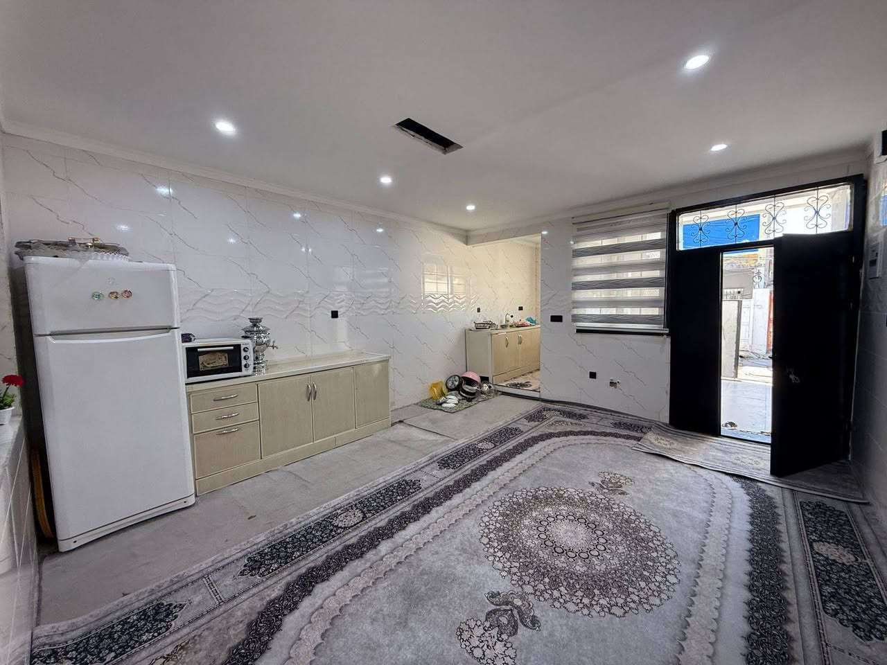 دار للبيع فى أربيل باداود  قرب شارع 100مترى مساحه  110متر يسجل كل من يحمل جنسيه عراقيه خدمات كامل ماء كهرباء شارع مدارس منهج عربي للاستفسار ***********واتساب
