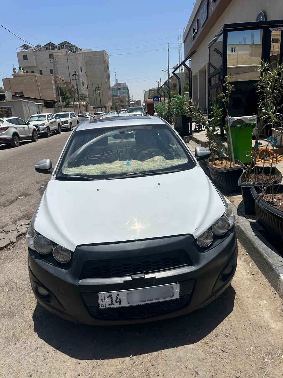 السلام عليكم 
سونك للبيع مديل ٢٠١٢ وارد خليجي رقم بصرة انكليزي باسمي محور كير ومحرك كورلا مكانها بالتنومه كردلان السعر ٤٥ وبيها قليل مجال 
للاستفسار 
0770 739 3927
