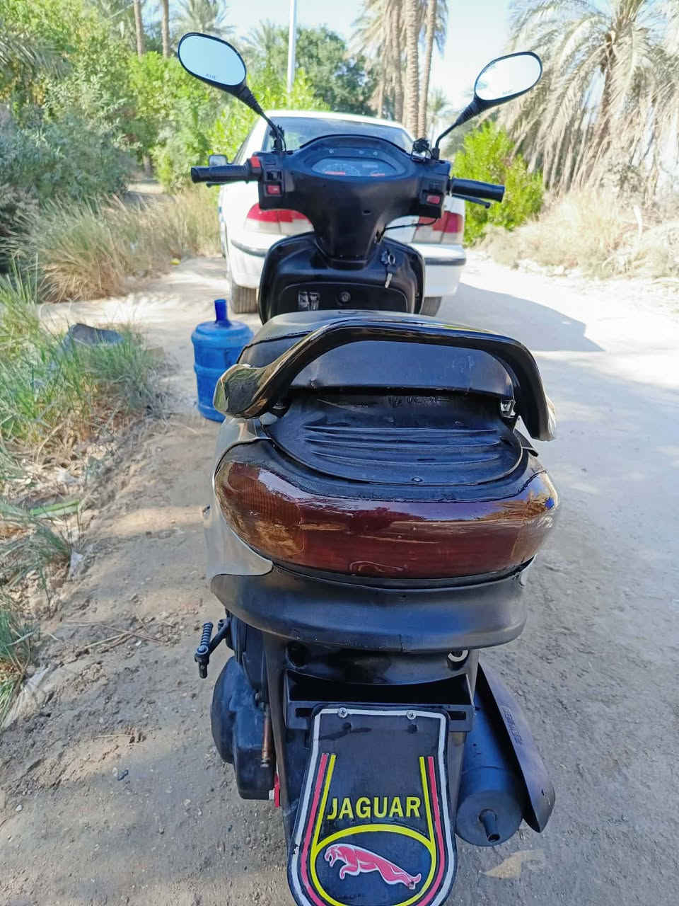 السلام عليكم
من رخصه الادمن المحترم 
دراجه دولفين للبيع فقط 
مكينه حاويه كفاله عامه من كلشي 
الدراجه كفاله عامه من كهربائيات سلف هندر 
باتري جديد تايرات جدد دبلات جدد كفراتهه نضيفه شوفة عينك اشاير يمنه يسره مرايات جدد عداد سرعه وبانزين جديد شي على شي الدراجه جديده مال جناي السعر 550 
مكاني ديوانيه شاميه طريق الصلاحيه 
للاستفسار اكثر اتصل *********** بي واتساب
