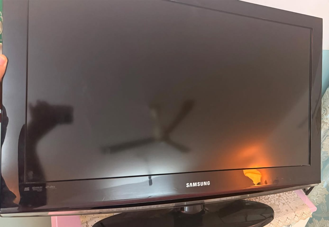 شاشه سامسونك اصليه LCD
شغاله كامله 
قياس ٣٢ بوووصة للبييييع 
سعرها ١٢٠ الف وبي مجال


**إذا كنت صاحب هذا الإعلان وتريد حذفه لأي سبب، رجاءا أرسل رسالة إلى الدعم الفني**