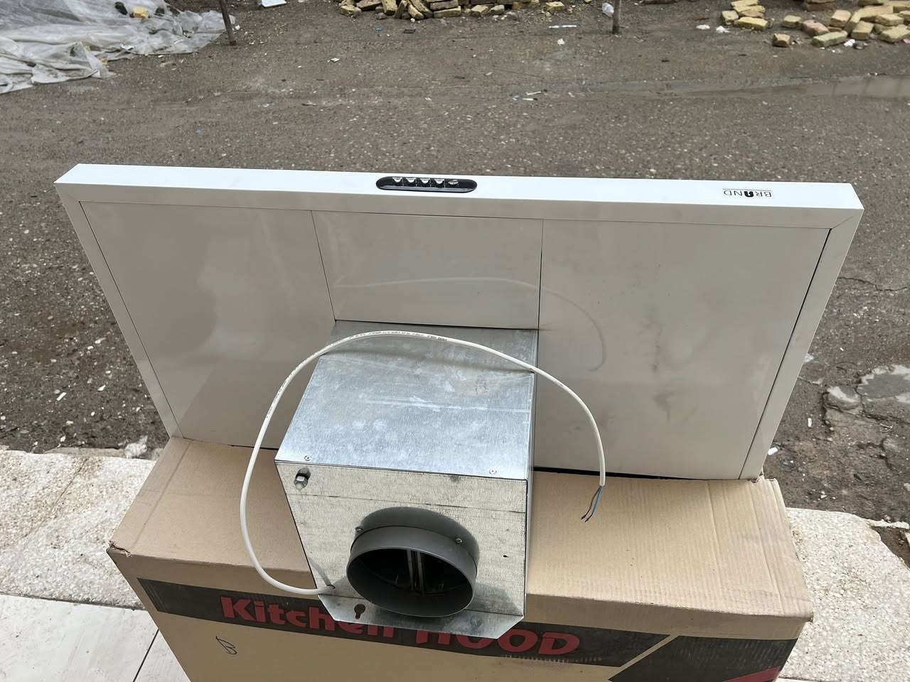 مرشح مارکەی براند
دوگمەی ٣ دەرەجە - گڵۆپ 

لۆک بەکار نەهاتوو 

نرخ: ٦٥ هەزار 

شوێن: سلێمانی 

ژ.م: ***********
