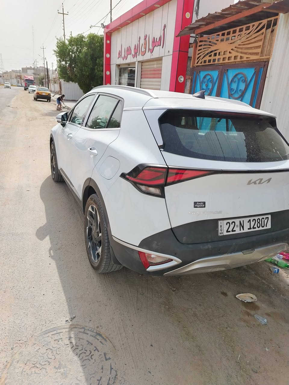 سبورتج مديل ٢٥ فول عده لقماره حديد سياره زيرو ماشيه ١٥٠٠٠ بيهه شخط بصيط سبب لبيع عندي بناء سعر ٢٣٠ تواصل عل رقم ***********

