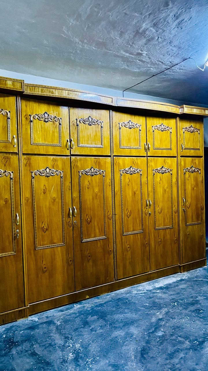 السلام عليكم يوجد غرفه نوم هودج اربعينيه للبيع خشب صاج عراقي حطاطه للاستفسار على هاذ الرقم *********** يوجدوتساب
