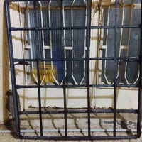 سوبايه سياره للبيع السعر 50 وبيهه مجال التصال عل رقم 07881626113