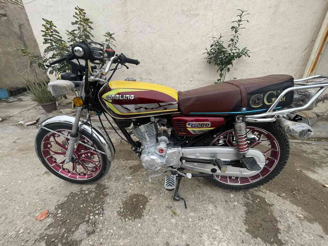 سلام عليكم دراجه سيفان موديل 2025 صاله شهر من نزلنه دراجه مكفوله كفاله عامه دشبول شغال محرك وكيل مكفول مكاني ديالى بعقوبه خرنابات شراي يتصل ويدلل
***********
