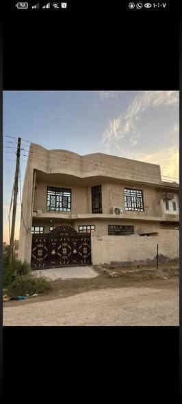 #للبيع #للبيع
دار ركن شارع السوداني المساحة ١٢٥م الواجهة ١٠ ونص النزال ١٢ متر خارطة مربعة
يحتوي ٤ غرف نوم خدمات صحية عدد ٣ استقبال كبيرة ومطبخ كبير بيت نظيف جداً قريب جدا من السوق والمدارس للاستفسار ***********
