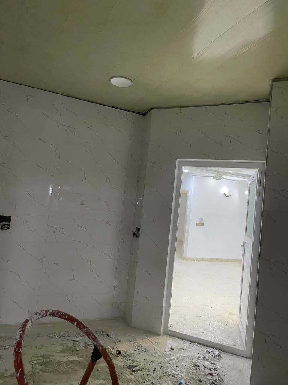 اصطه سراميك متفرغ 
  ***********
