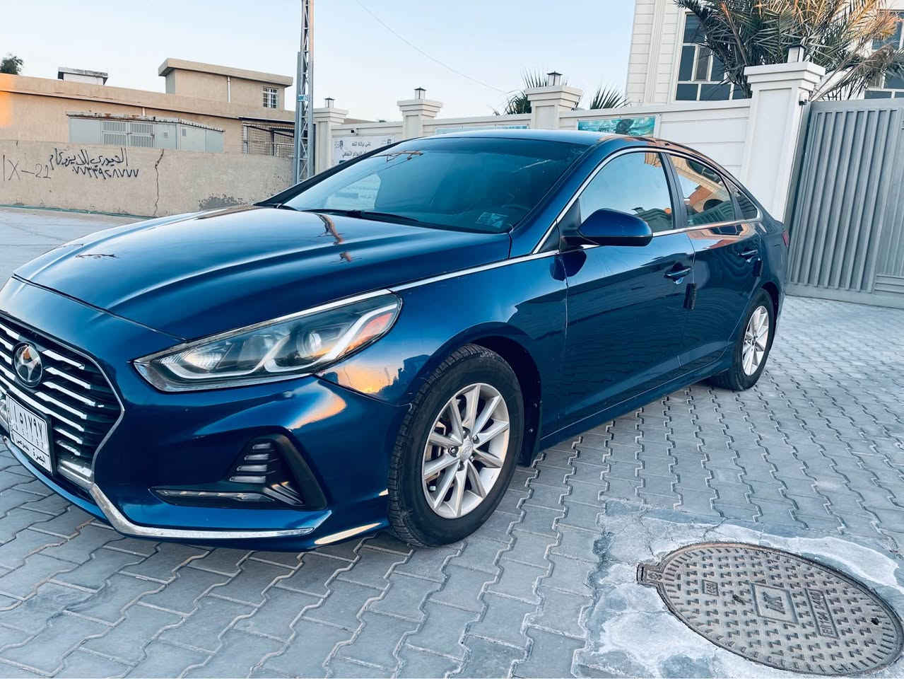 السلام عليكم سوناتا 2018 وارد امريكي  حادثه من امريكه فقط بنيد ومصلح نفسه وهنا بالعراق صار بيه بارت بالمدكر الخلفي ونصبغ جزء منه مكينه وكير وحداده وتبريد مكفولات ماشيه 65 الف السياره ما بيه تبديل  السياره جاهزه للاخير ما اتعب 
السعر 120 ورقه 
📍/ياسين خريبط 
📞/*********** Singapore
