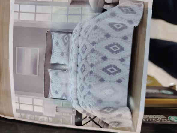 طويريج حي العسكري قرب فرن الجوادين 🚶

وصول بضاعة جديدة وبأسعار مناسبة 🤗

مفروشات شتائية قديفة و بوهيمي 🌿

***********
