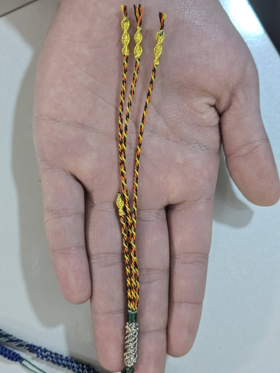 السلام عليكم اخوان كراكيش شغل كويتي يدوي VIPمتوفر جمله ومفرد حسب الطلب مديلات والوان  مختلفه لصحاب المحلات للطلب الرقم ***********واتساب
