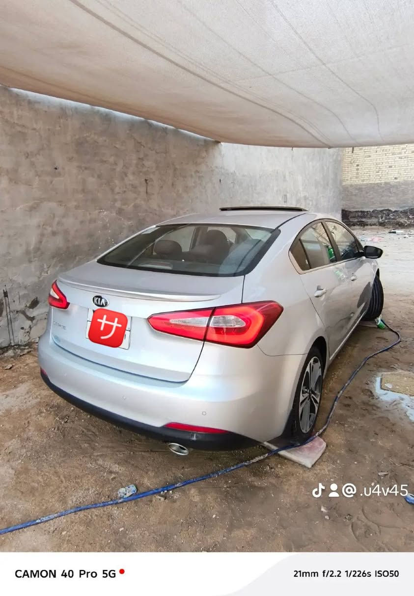 سلام عليكم للبيع سيراتو 2015 رقم اربيل تبديل باب وصبغ بل دور مال الجاملغ الخلفي صوب الايسر مواصفات 3 بصمات كشنات جلد شاشه كامره خلفيه بلادي عداد المشي 190 الف سياره فول مواصفات عنوان نجف سعر 126 وبيه مجال اني مكلف بل نشر للتصال ***********/ ‏‪***********‬‏
