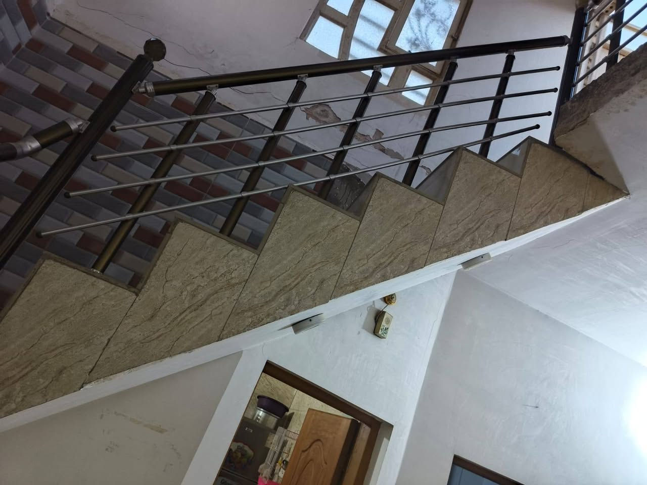 محجر درج المنيوم لونين الطول 5 متر مع شمعة كرستال أخو الجديد
السعر 225 وبي مجال قليل مكاني نجف حي المكرمه للاستفسار ***********
