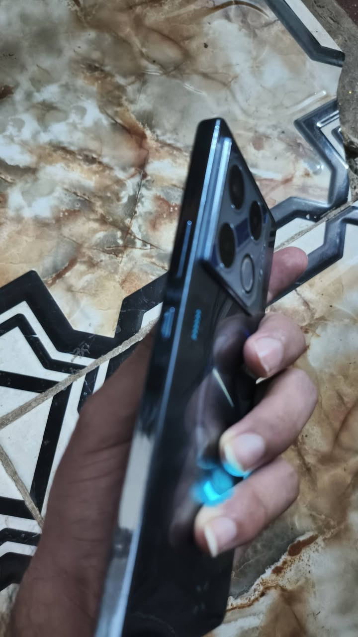 سلام عليكم جهاز انفكس جديتي 20برو الغني عن تعريف جهاز جدييد ومرتب بي فطر بشاشه من جوه وحته موكلش مبين قيم وخذ مكاني نجف العسكري مدارس


**إذا كنت صاحب هذا الإعلان وتريد حذفه لأي سبب، رجاءا أرسل رسالة إلى الدعم الفني**