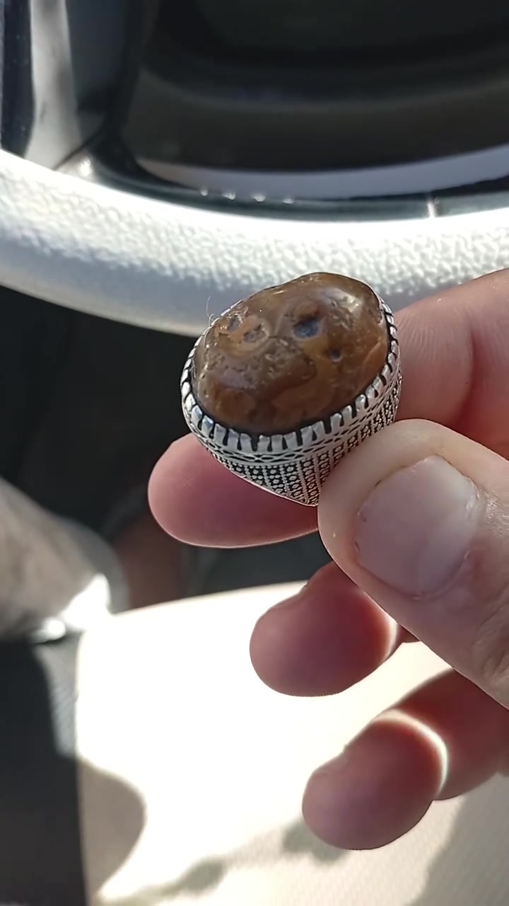 سلام عليكم الله شاهد فول وروحانيه فول مراوس فقط الي عنده خاتم 💍  سليماني ينزله


**إذا كنت صاحب هذا الإعلان وتريد حذفه لأي سبب، رجاءا أرسل رسالة إلى الدعم الفني**
