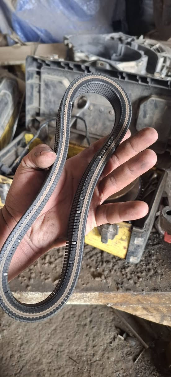 قايش سكاي ويف ٦٥٠ للبيع السعر ٤٠٠ اتصل على رقم تالي ***********
