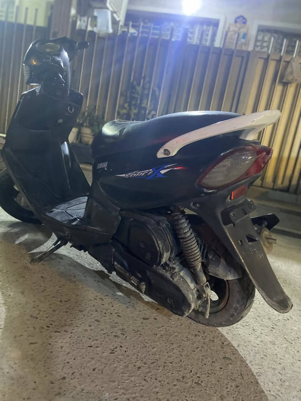 السلام عليكم من رخصه ابو الكروب دراجه ماكس قجمه للبيع الدراجه حلوه بلحقيقه احلا تجي جربها واساهلكً بيها نقصها بس استاند تعليك الي وره وبريك امامي يرادله تنفيس والدراجه فحل يعني تجي بيها البريك امامي دسك مو بنز السعر 500 وبيها مجال حك جيه تعال وتدلل الرقم *********** ومتواجد واتساب
