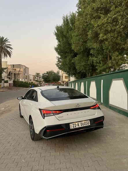 السلام عليكم 
للبيع النترا 2023 خليجي تجميع الصين 
فول  مواصفات 
فتحه
بصمه 
شاشه جبيره 
كشنات جلد 
اوتو هولد 
لايت فول زنون 
السياره ماشيه 38 الف كيلو فقط
مكان السياره بغداد حي الجامعه 
السعر 136وبيها مجال 
باقي التفاصيل 
***********
