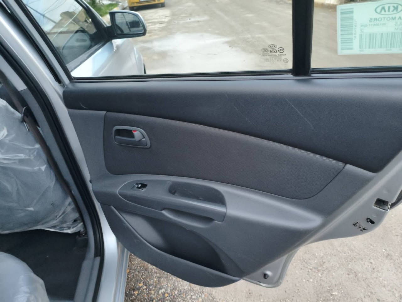 كيا ريو 2009 خليجيه كفاله عامه استخدام شخص ماشيه 113/***********
